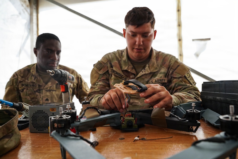 Drone building and tracking