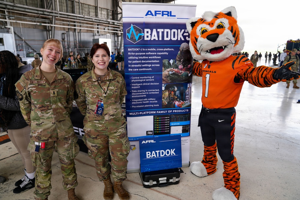 All Star Leadership Day_AFRL Booth