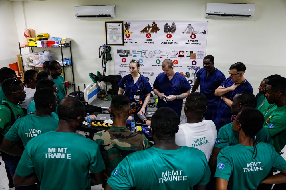 US teach basic life support to Ghana EMT trainees during AL26