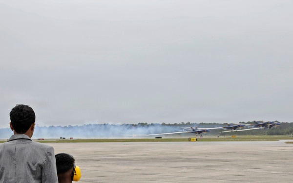 Keyla Richardson Visits NAS Pensacola