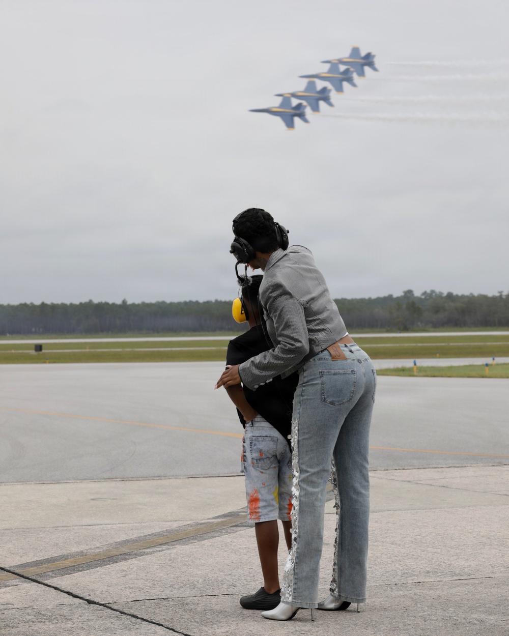 Keyla Richardson Visits NAS Pensacola