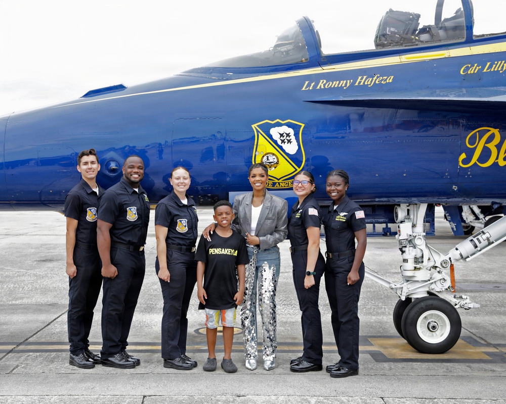 Keyla Richardson Visits NAS Pensacola