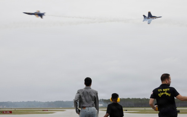 Keyla Richardson Visits NAS Pensacola