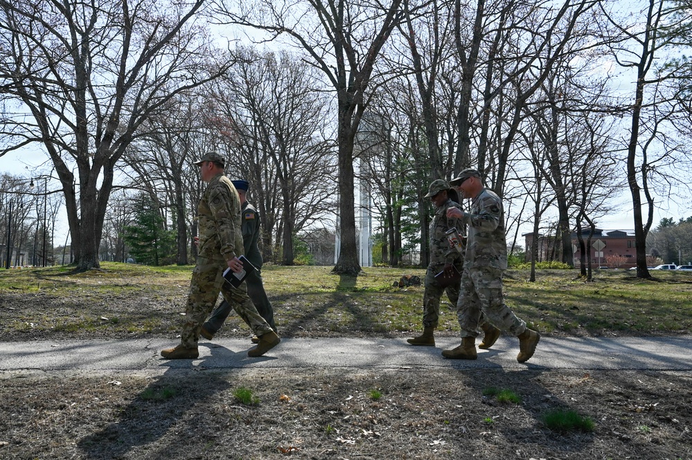 22nd Air Refueling Wind Command Team Visit 64th Air Refueling Squadron