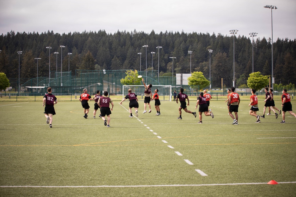 Strengthening interoperability between U.S. and Singapore Armed Forces through a team building game of ultimate frisbee