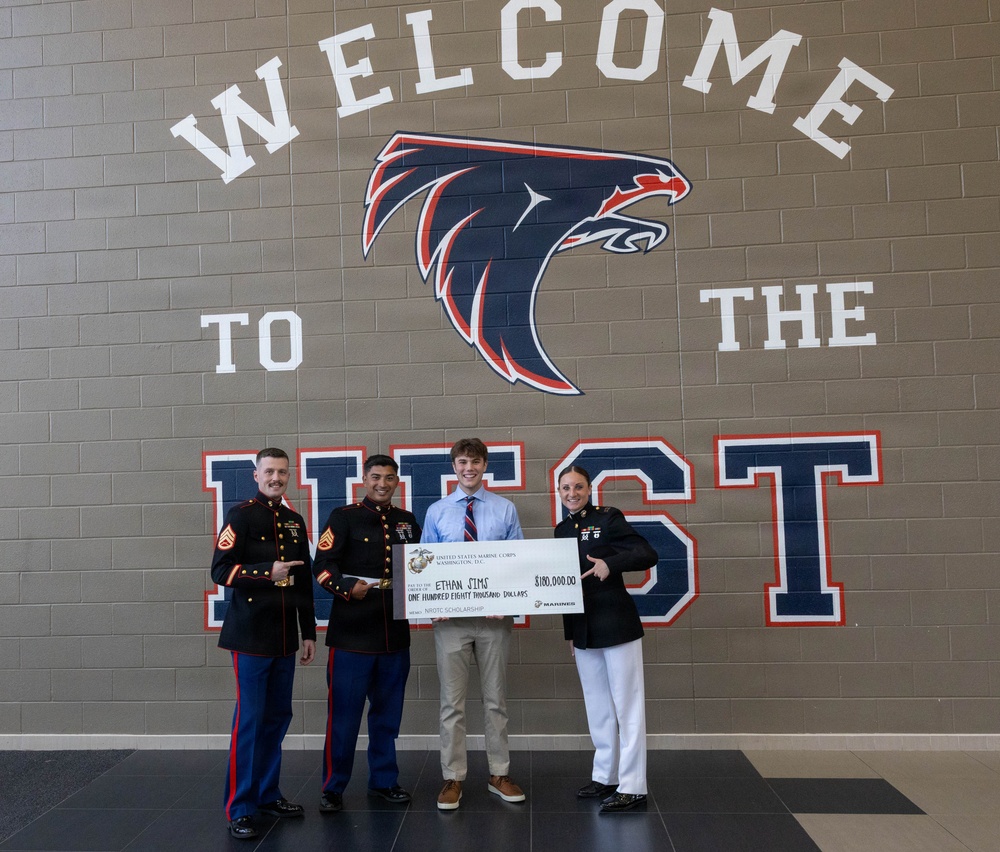 Recruiting Sub-Station Bay Brook NROTC Scholarship Presentation