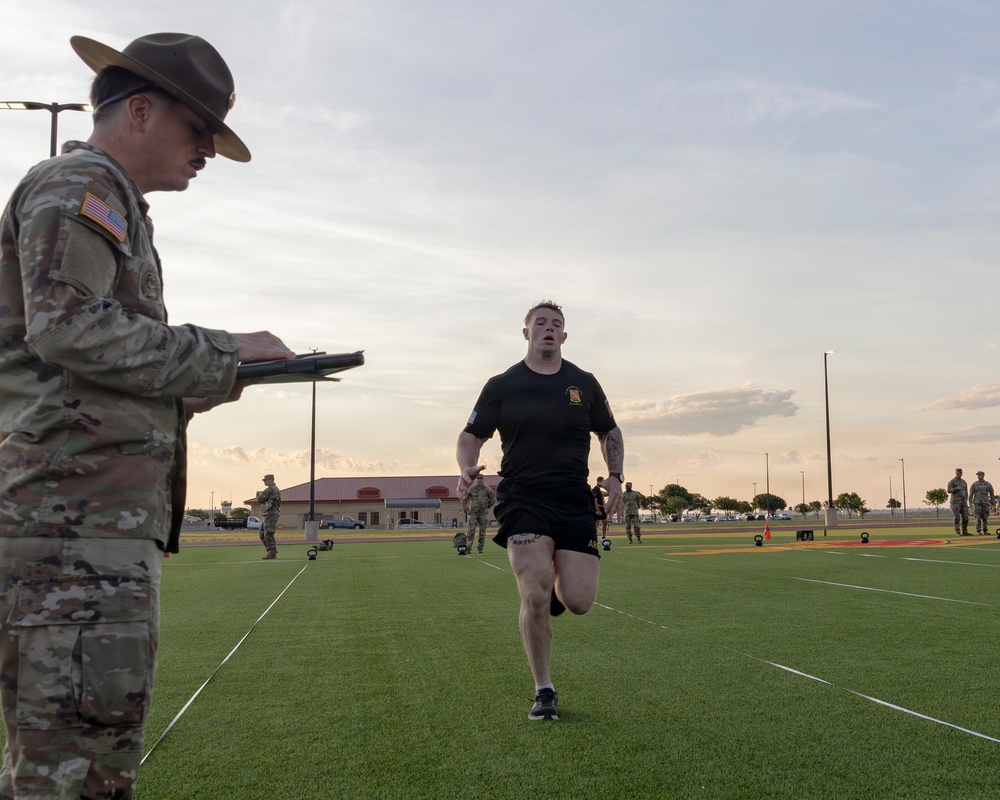 FCoE Hosts Gen. Raymond T. Odierno Best Redleg Competition