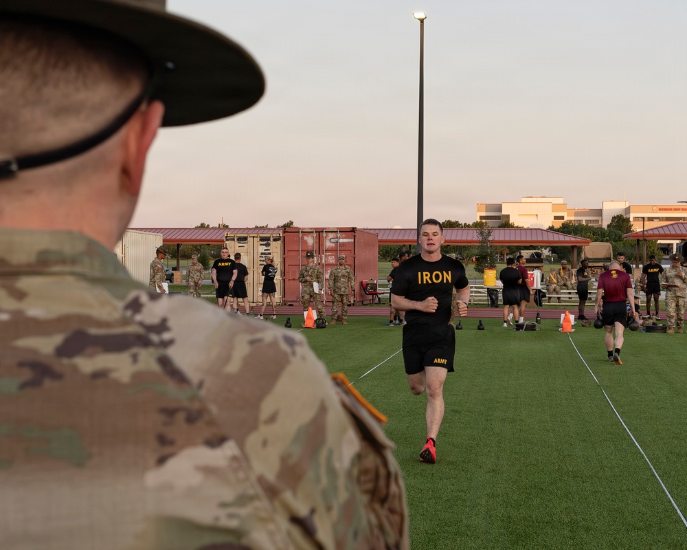FCoE Hosts Gen. Raymond T. Odierno Best Redleg Competition