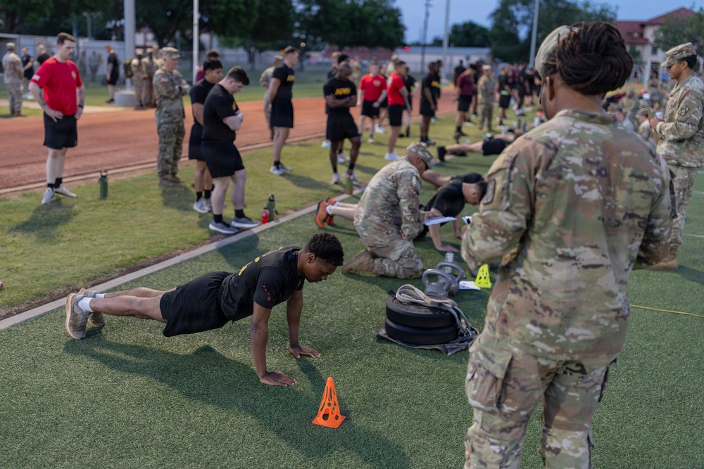 FCoE Hosts Gen. Raymond T. Odierno Best Redleg Competition