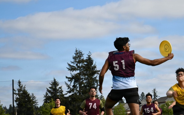 Strengthening interoperability between U.S. and Singapore Armed Forces through a team building game of ultimate frisbee.