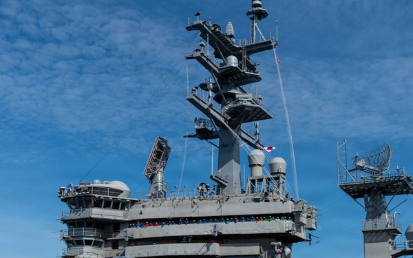Ike conducts flight deck certification in the Atlantic Ocean