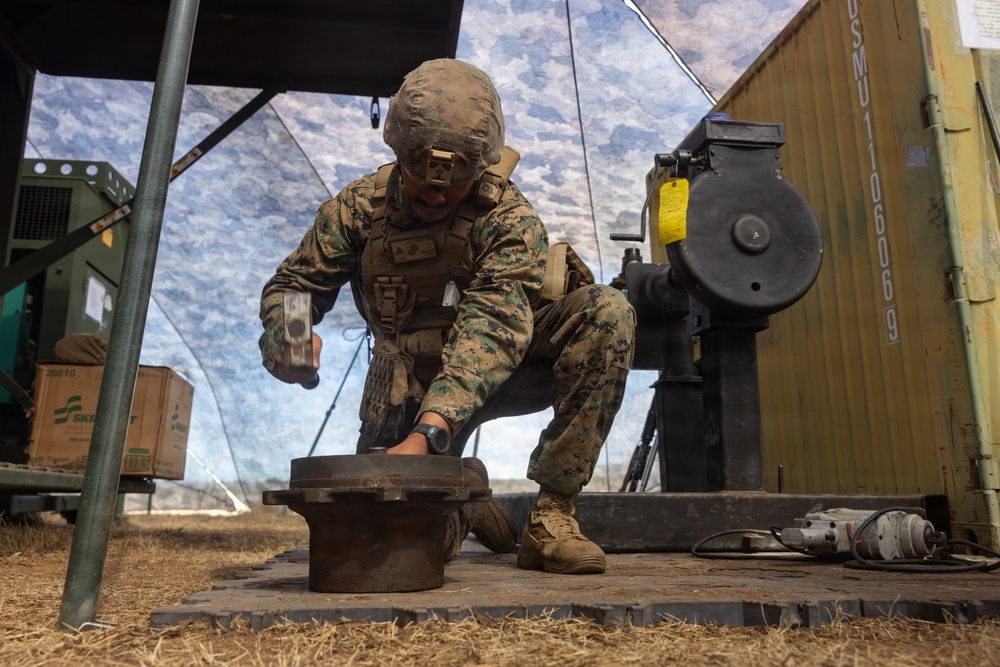 1st Maintenance Bn. participates in a field exercise