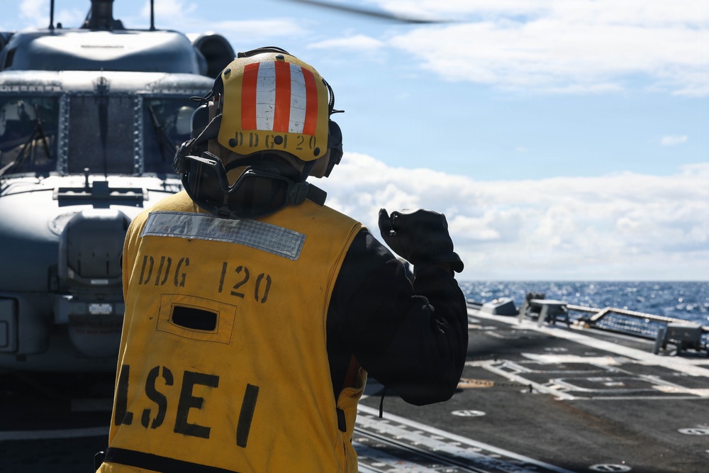 USS Carl M. Levin Conducts Flight Quarters