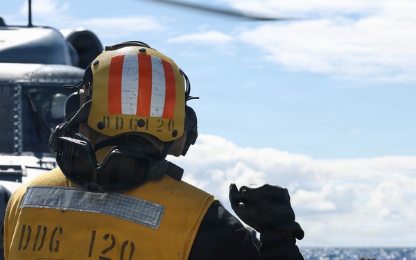 USS Carl M. Levin Conducts Flight Quarters