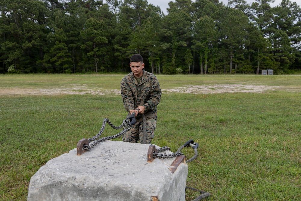 24th MEU: Helicopter Support Team