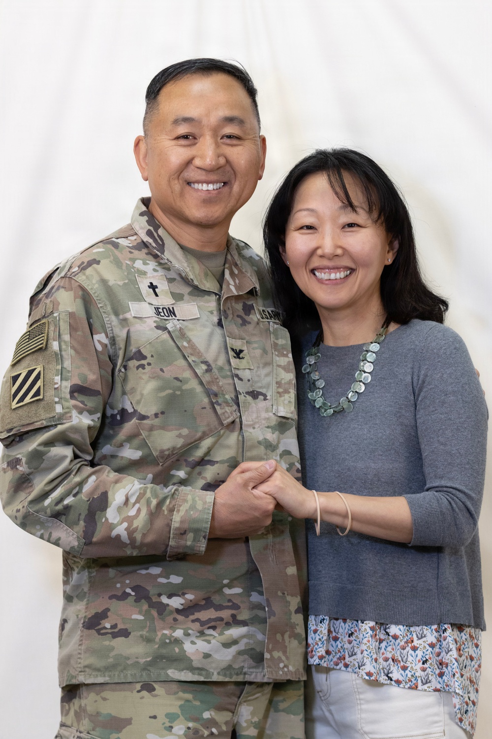 32d AAMDC Chaplain honors mothers with celebratory luncheon