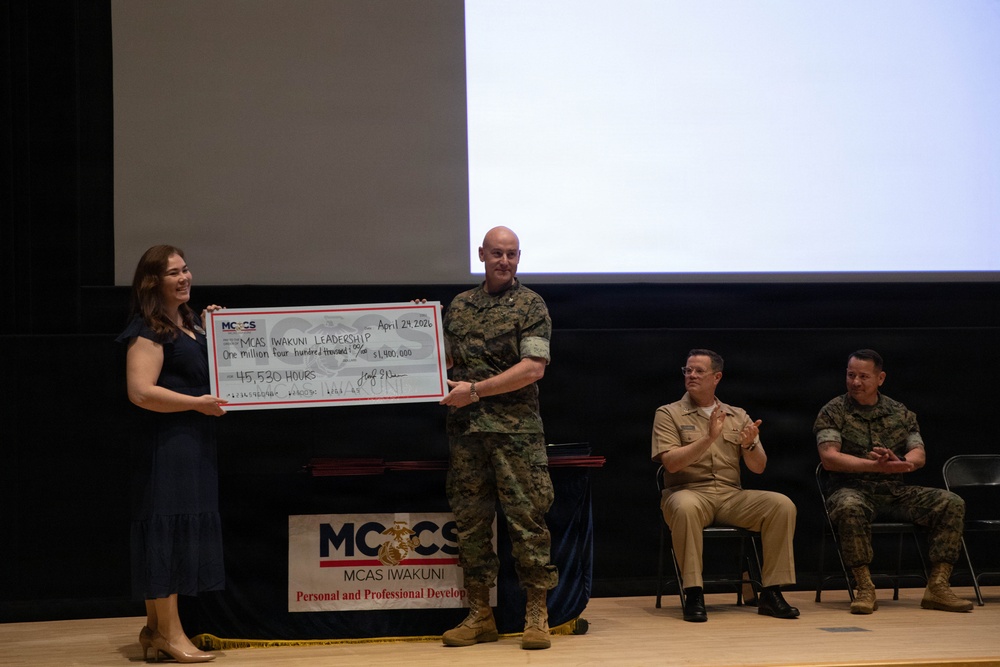 MCAS Iwakuni volunteer recognition ceremony