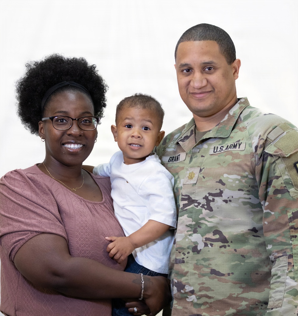32d AAMDC Chaplain honors mothers with celebratory luncheon