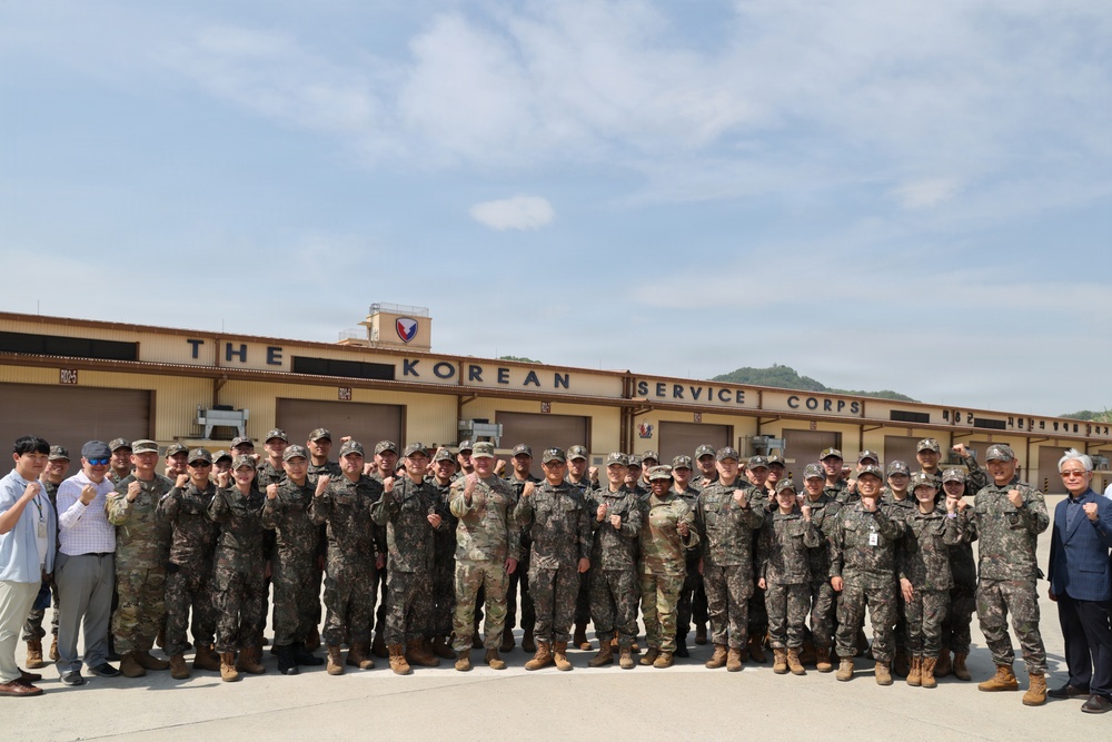 403rd AFSB, ROK Army logistics school exchange knowledge in combined engagements