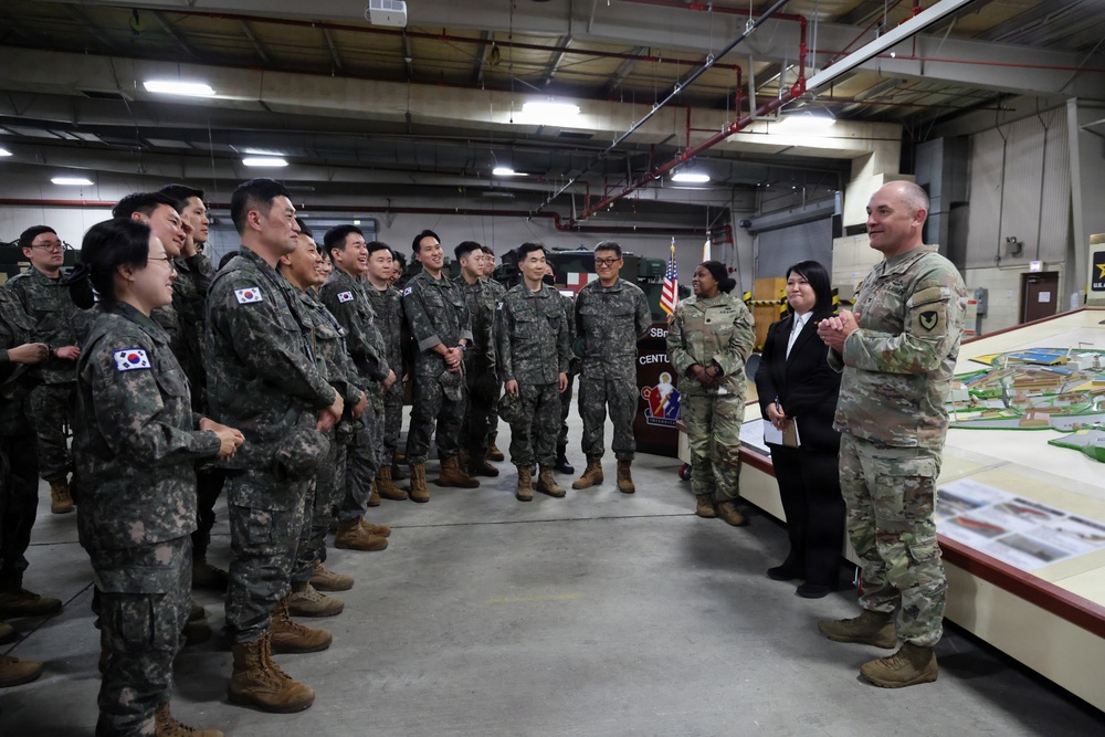 403rd AFSB, ROK Army logistics school exchange knowledge in combined engagements