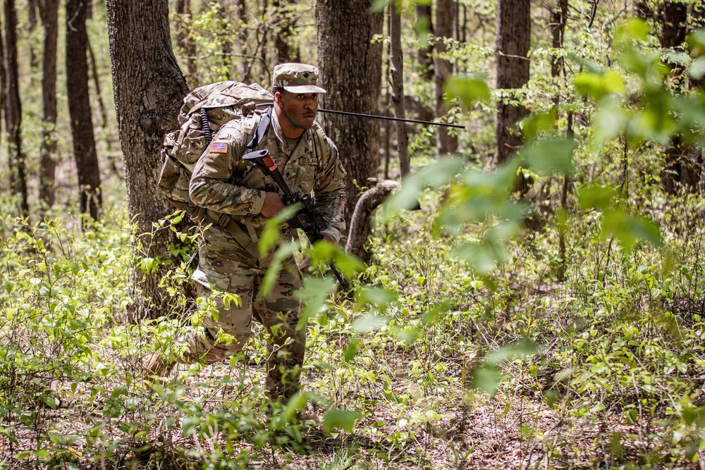 Region II Best Warrior Competitors conduct tactical movements at Camp Dawson