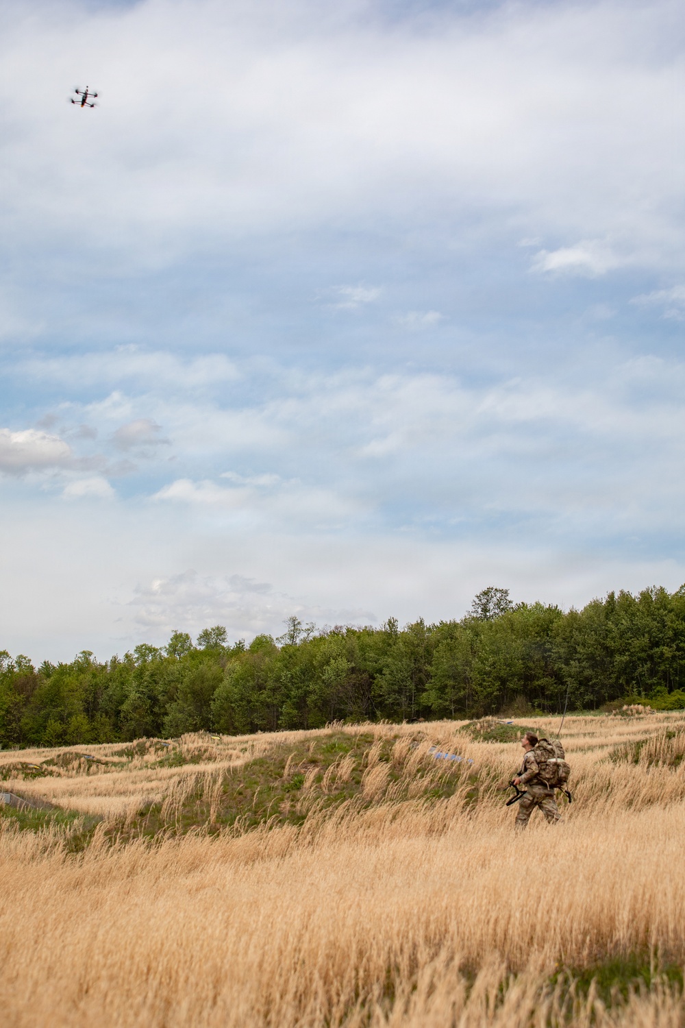 Region II Best Warrior Competitors conduct tactical movements on Camp Dawson