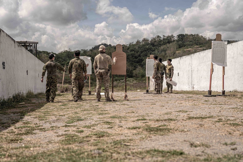Balikatan 2026: U.S., PHL SOF conduct combined weapons training