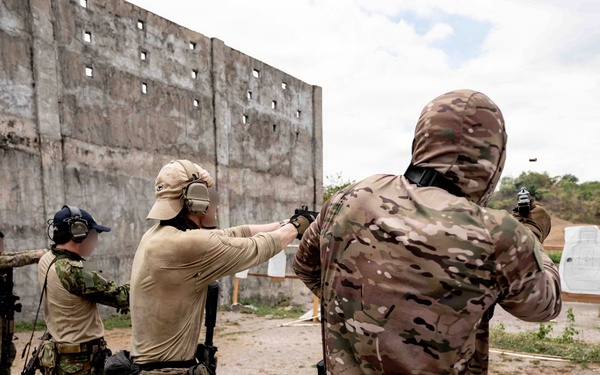 Balikatan 2026: U.S., PHL SOF conduct combined weapons training