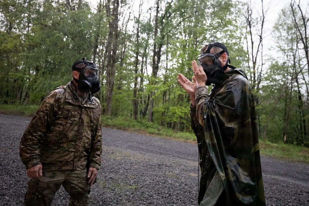 Region II Best Warrior Competitors endure gas chamber lane