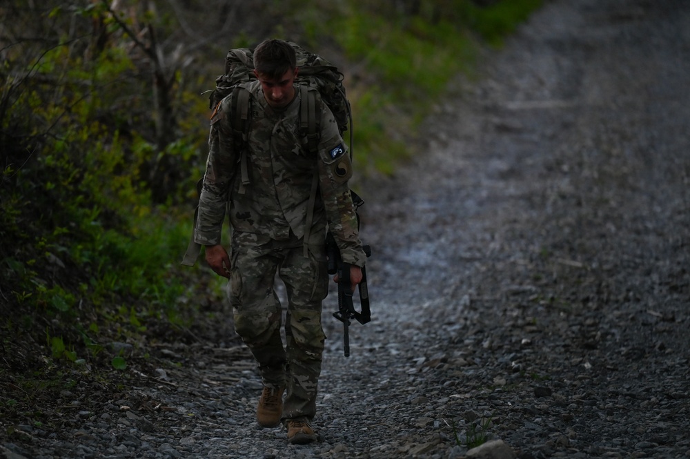 Cooper, Newton tackle second day of Region II Best Warrior Competition