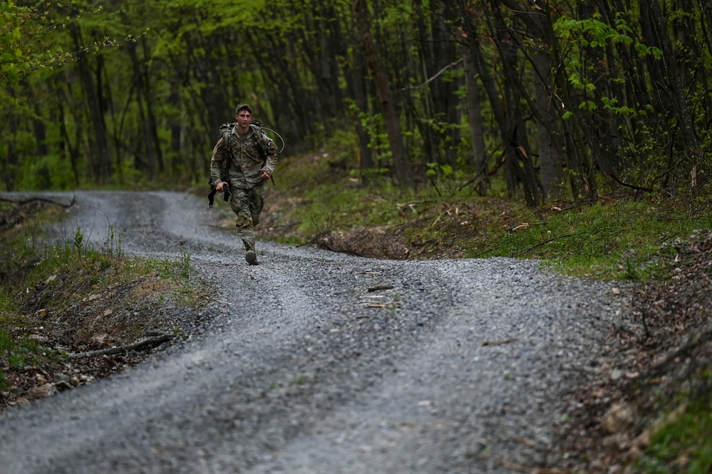 Cooper, Newton tackle second day of Region II Best Warrior Competition