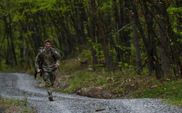 Cooper, Newton tackle second day of Region II Best Warrior Competition