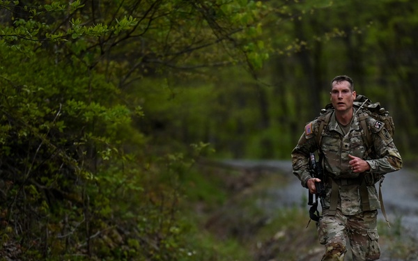 Cooper, Newton tackle second day of Region II Best Warrior Competition