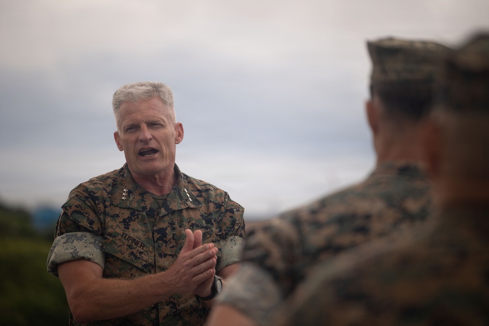 1st MAW commanding general promotes to major general
