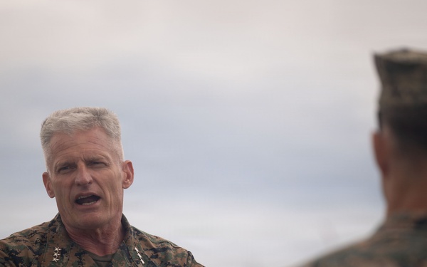 1st MAW commanding general promotes to major general