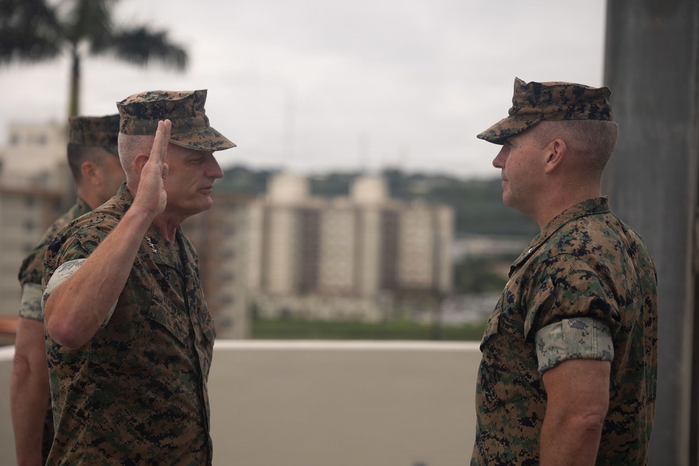 1st MAW commanding general promotes to major general