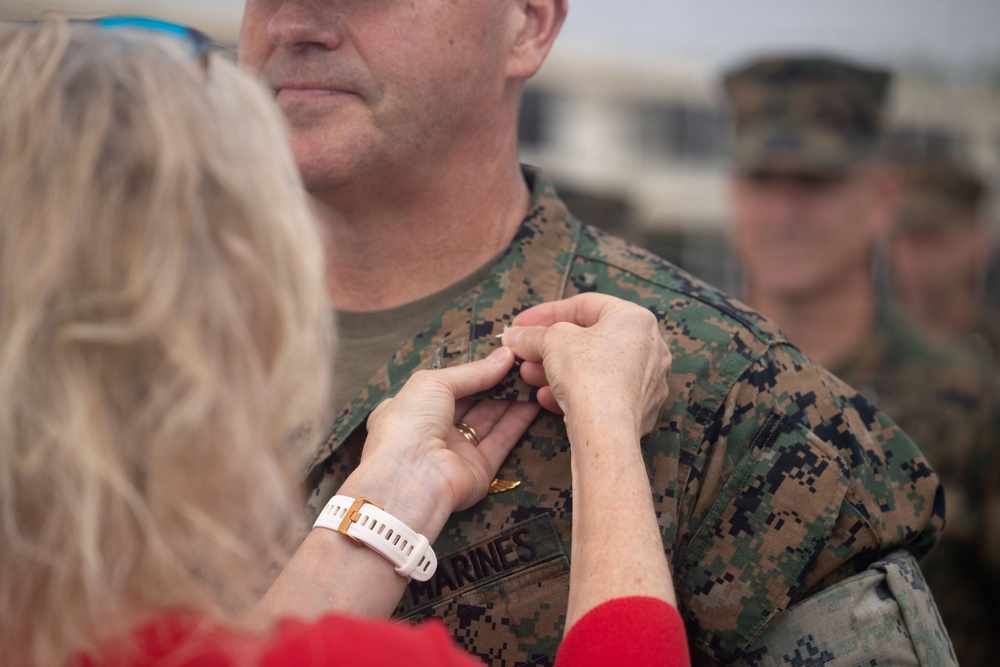 1st MAW commanding general promotes to major general