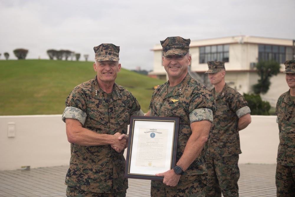 1st MAW commanding general promotes to major general