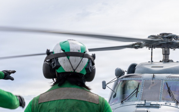 USS Mustin conducts flight operations