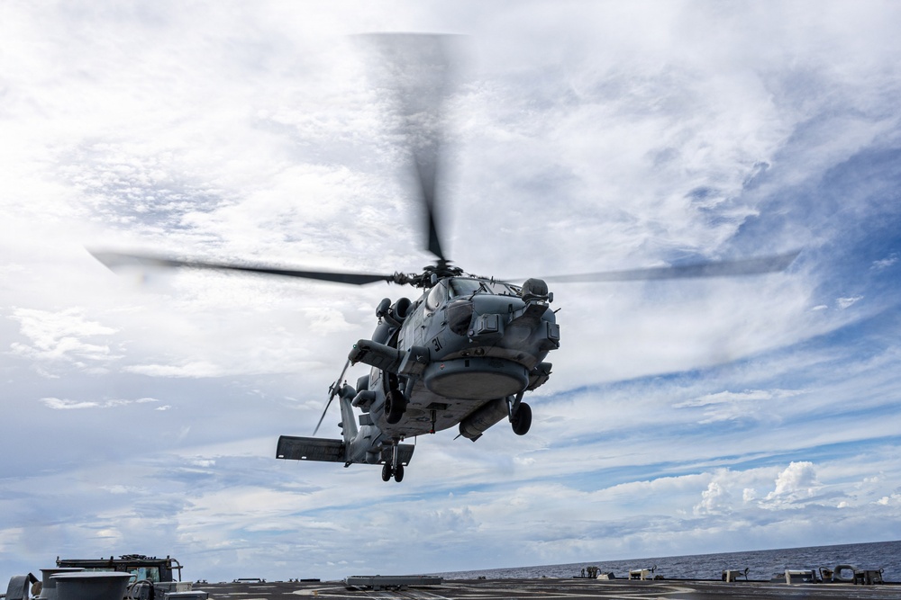 USS Mustin conducts flight operations