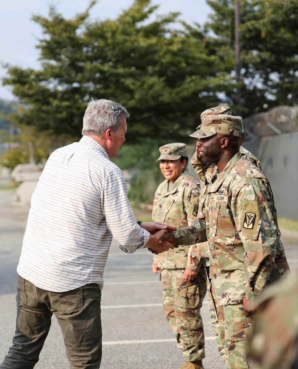 Strategic Leadership Visit: Secretary of the Army Engages with 35th ADA Brigade