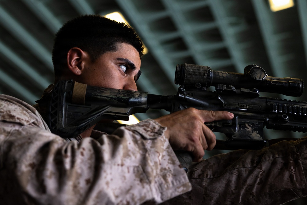 11th MEU Marines, Sailors Conduct Close Quarter Tactics Drills Aboard USS Boxer