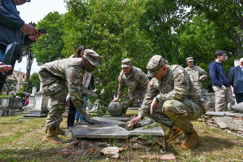 405th AFSB-Africa Honors Early American Heroes in Livorno