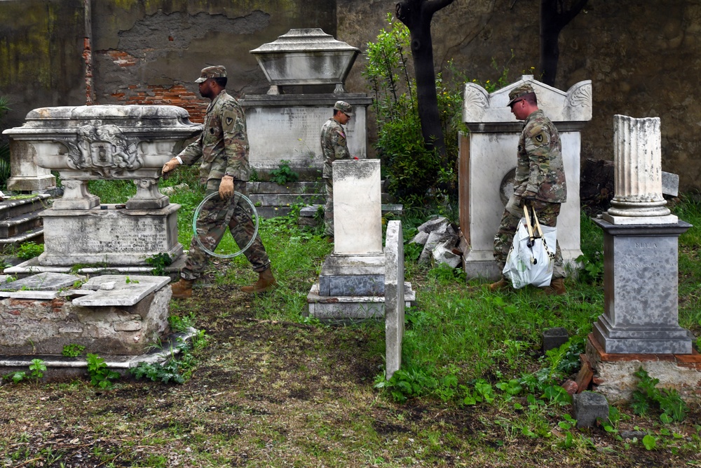 405th AFSB-Africa Honors Early American Heroes in Livorno