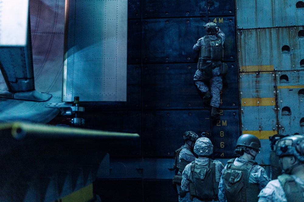 11th MEU Marines Conduct Ladder Training aboard USS Portland
