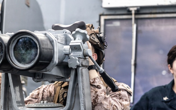11th MEU Marines, Sailors Transit the Surigao Strait aboard USS Portland