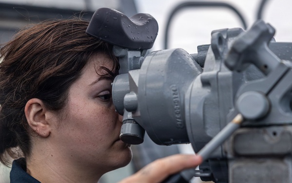 11th MEU Marines, Sailors Transit the Surigao Strait aboard USS Portland