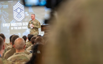 CMSAF addresses JBAB Airmen