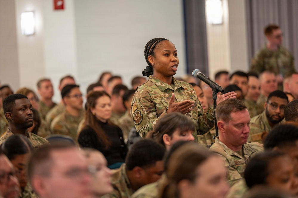 CMSAF addresses JBAB Airmen