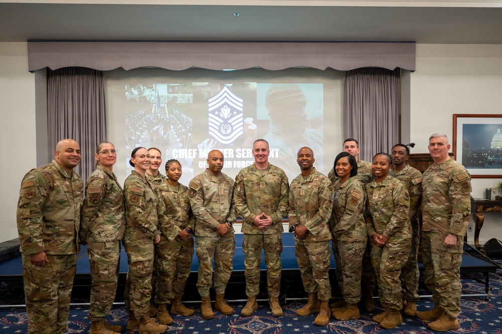 CMSAF addresses JBAB Airmen